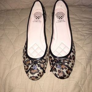 NEW Vince Camuto Leopard Ballet Flats Sz 10